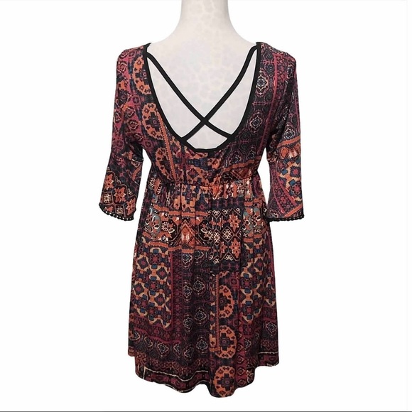 Scully Printed Bell Sleeve Dress - Picture 5 of 12